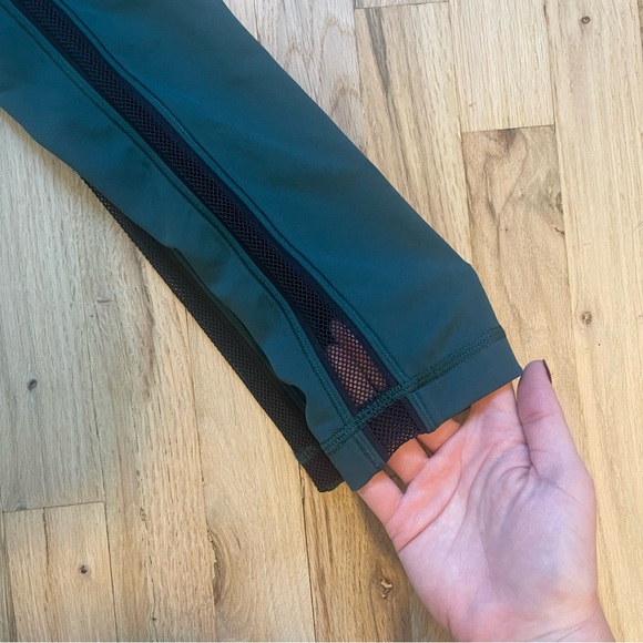 Lululemon High Times Pant Mesh Leggings Size 4 Deep Emerald Green - Picture 6 of 6